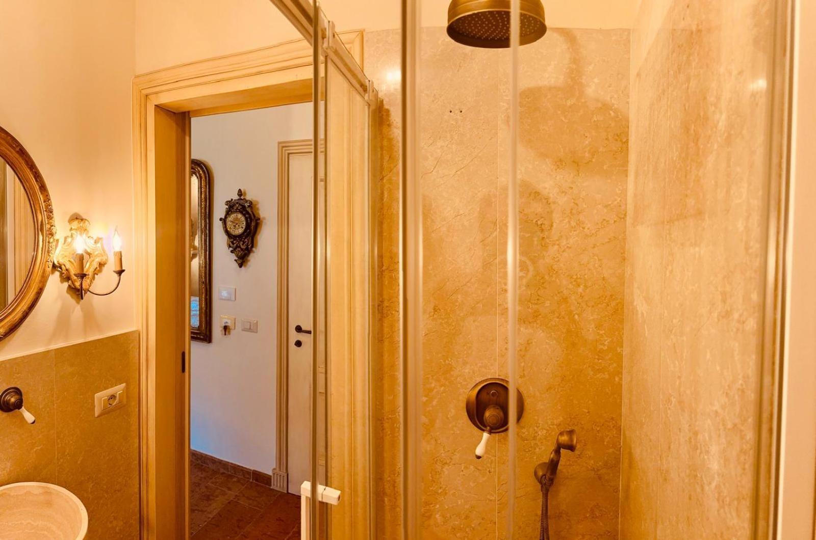 볼세나 La Casa Di Agartha B&B 외부 사진